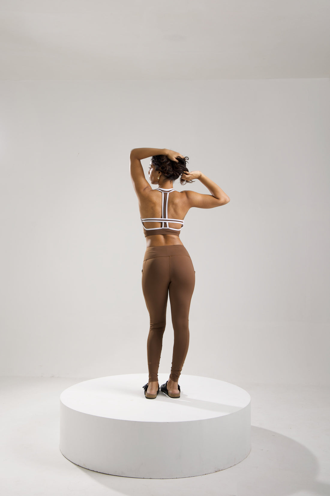 Elevated Backless Sports Bra – Isaymove
