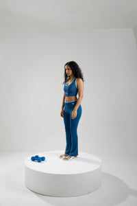 Elevated backless sports bra thumbnail 4